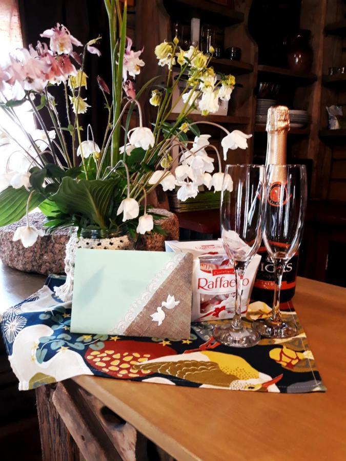 A, Kas Tja Byus? Villa Aglona Eksteriør bilde